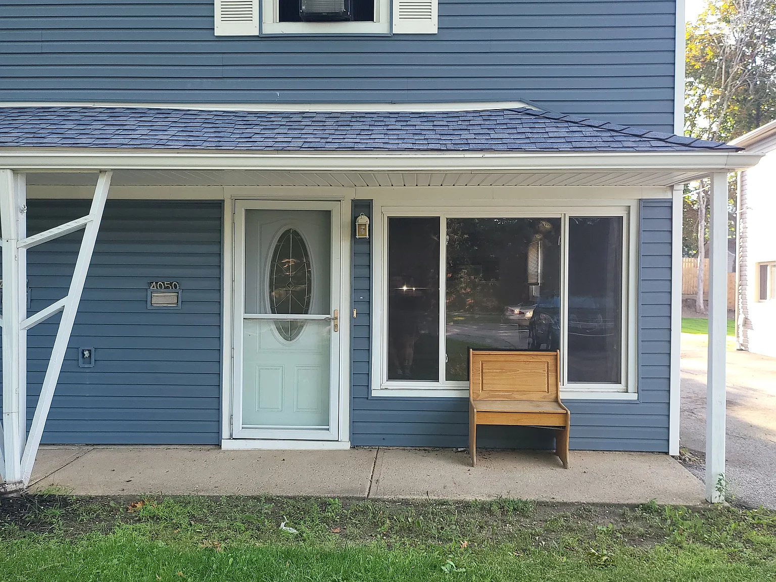 2 bed, 852 sqft, $1,200 — Photo 2