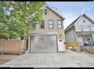 88 Ann St, Staten Island, NY 10302