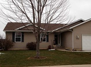 2335 Copper Dr, Marion, IA 52302