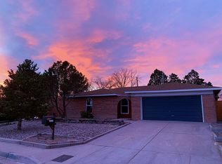 4137 Chama St NE, Albuquerque, NM 87109