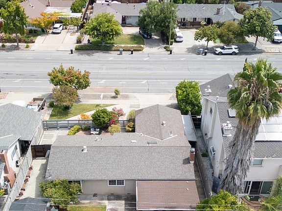 2nd image of 3379 Cherry Ave