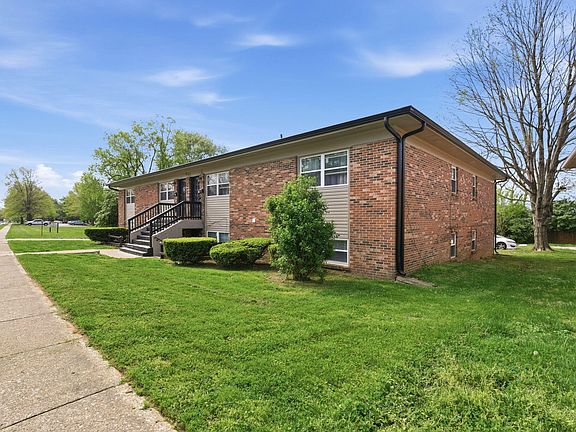 3rd image of 388 Redding Rd
