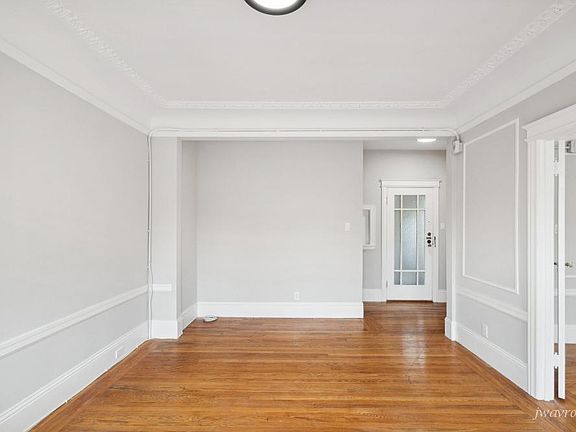 4th image of 1212 Willard St #4K
