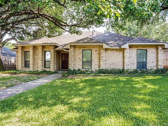 2nd image of 9136 Sweetwater Dr