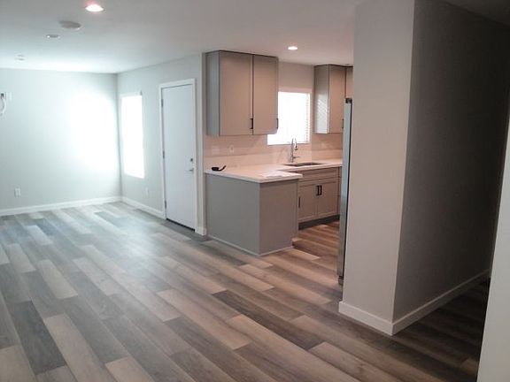 2nd image of 4969 Imperial Ave