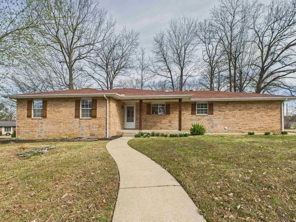 1601 E 1st St, Mountain Home, AR 72653
