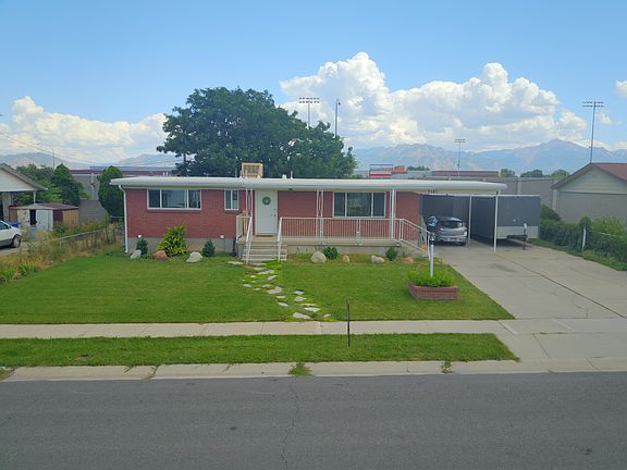 4th image of 3585 S Hawkeye St