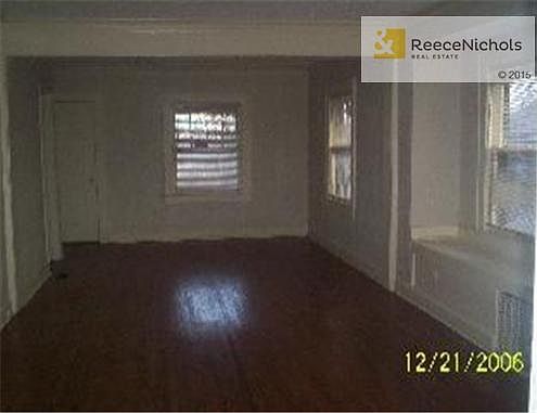 2nd image of 4932 Wabash Ave