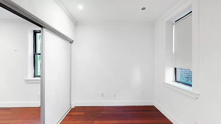 Rented by Living New York | media 10