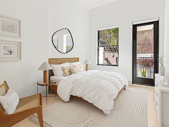 5th image of 522 State St Unit 2