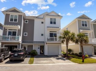 2800 W Fort Macon Rd #5, Atlantic Beach, NC 28512