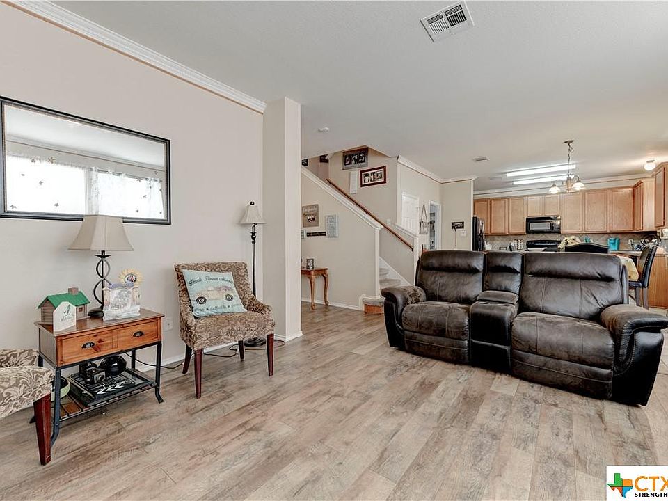 1st image of 5410 Bridgewood Dr