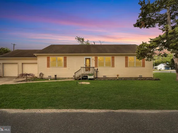 110 S 10th St, Del Haven, NJ 08251