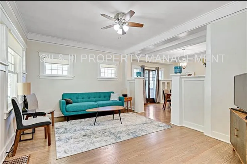 3 bed, 1.5 bath, 1867 sqft, $2,850 — Photo 3