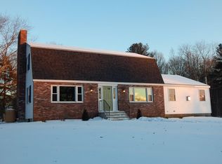 32 East St, Uxbridge, MA 01569