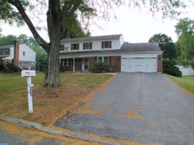 236 Fawnhill Rd, Broomall, PA, 19008