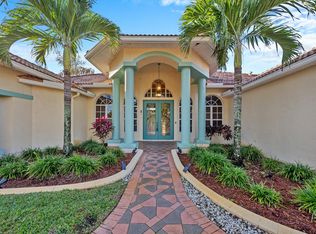 136 Mangrove Ct, Royal Palm Beach, FL 33411