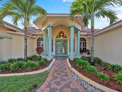 136 Mangrove Court, Royal Palm Beach, FL, 33411