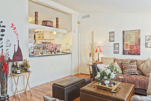 3rd image of 501 Moorpark Way Spc 135