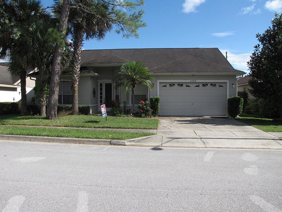 Front View of Home