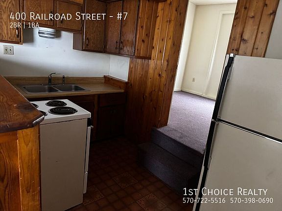 5th image of 400 Railroad St APT 7