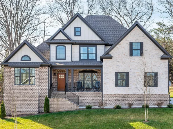 12335 Nee Cee Dr, Soddy Daisy, TN 37379