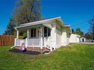 3146 Winsted Rd, Hamburg, NY 14075