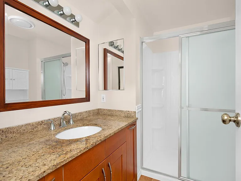 17806 NE 103rd Ct — Photo 9