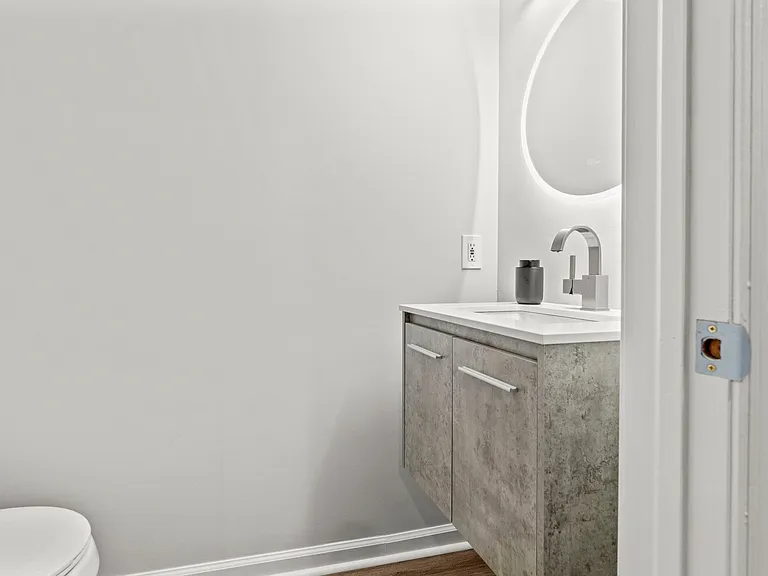 338 N Front St #1 — Photo 12