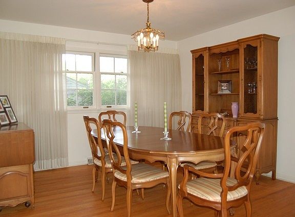 2nd image of 3107 Melrose Ct