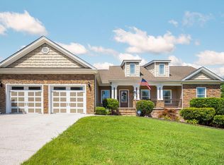 52 Running Oak Dr, Ringgold, GA 30736