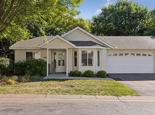 620 Dew Drop Cir, Center City, MN 55012