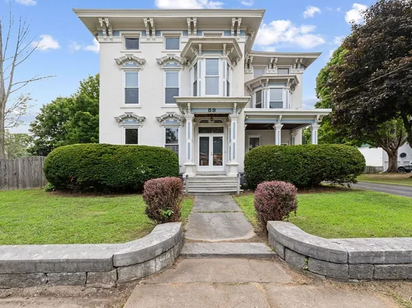 53 S Jefferson St, Mexico, NY 13114