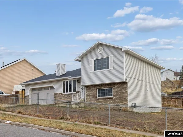 193 Southridge Rd, Evanston, WY 82930