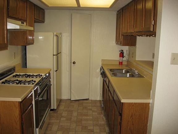 2nd image of 8004 Tuscarora Trl #A