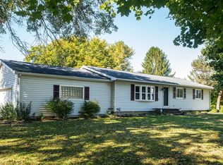 53 Leonard Ave, Centerburg, OH 43011