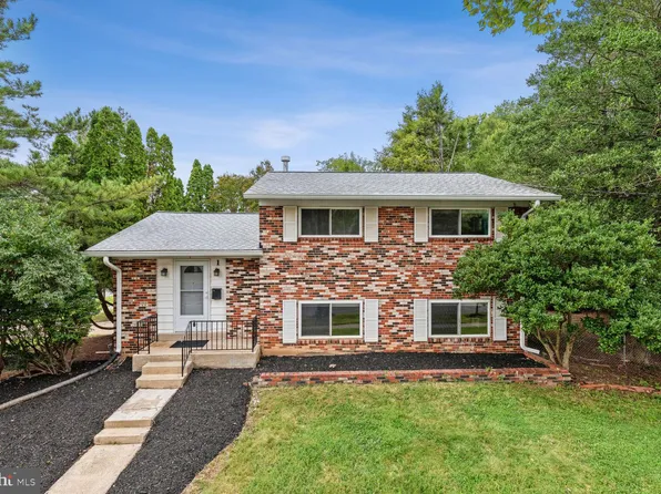 1 Rollins Ct, Rockville, MD 20852