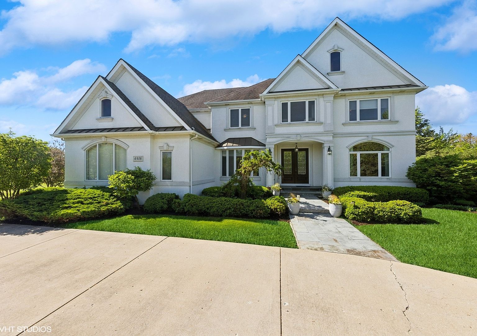 6916 Fieldstone Dr, Burr Ridge, IL 60527 | Zillow