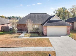 1502 S Sanctuary Ave, Gonzales, LA 70737