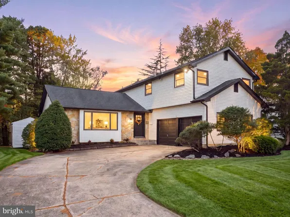1818 Russet Dr, Cherry Hill, NJ 08003
