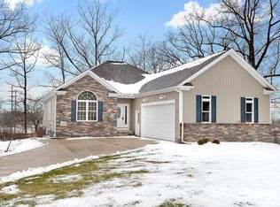 43 Blue Heron Ct, Painesville, OH 44077
