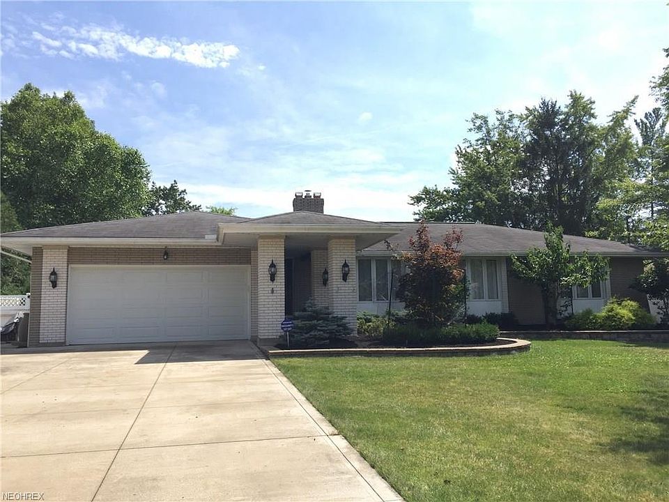 1st image of 10129 Lynn Dr