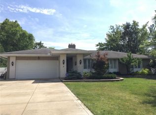 10129 Lynn Dr, North Royalton, OH