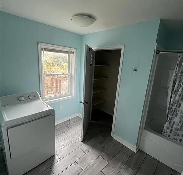 Master bathroom and Laundry
