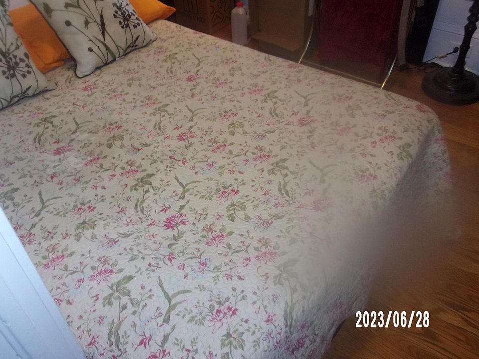 1st image of 425 Mountain Ave SW APT 2