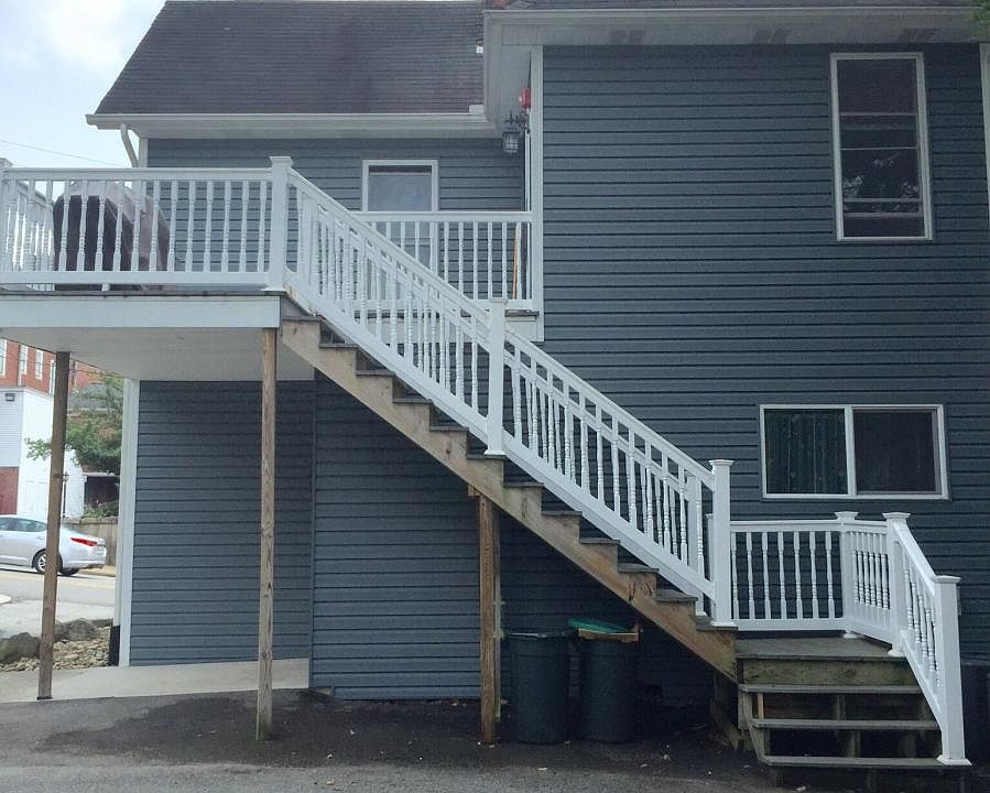 Private Stairway