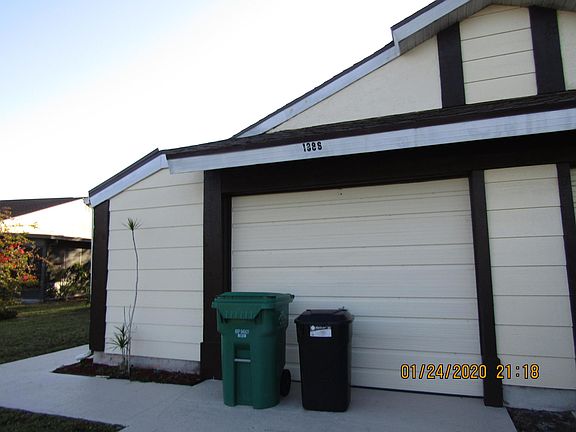2nd image of 1386 SE La Haven Court SE