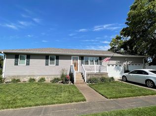 275 19th Ave, Columbus, NE 68601