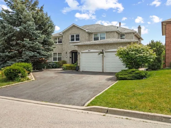 10 Whitmore Ct, Brampton, ON L6Z 2A5
