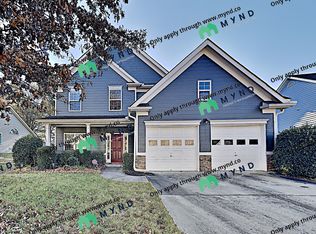 525 Vickers Ln, Locust Grove, GA 30248